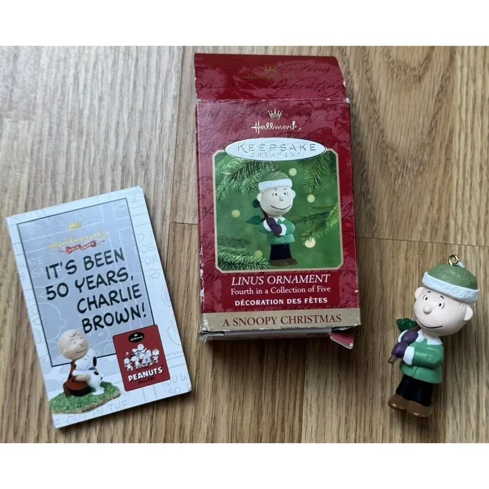 Hallmark Ornament Peanuts Linus Christmas Tree Holiday 2.5” Charlie Brown